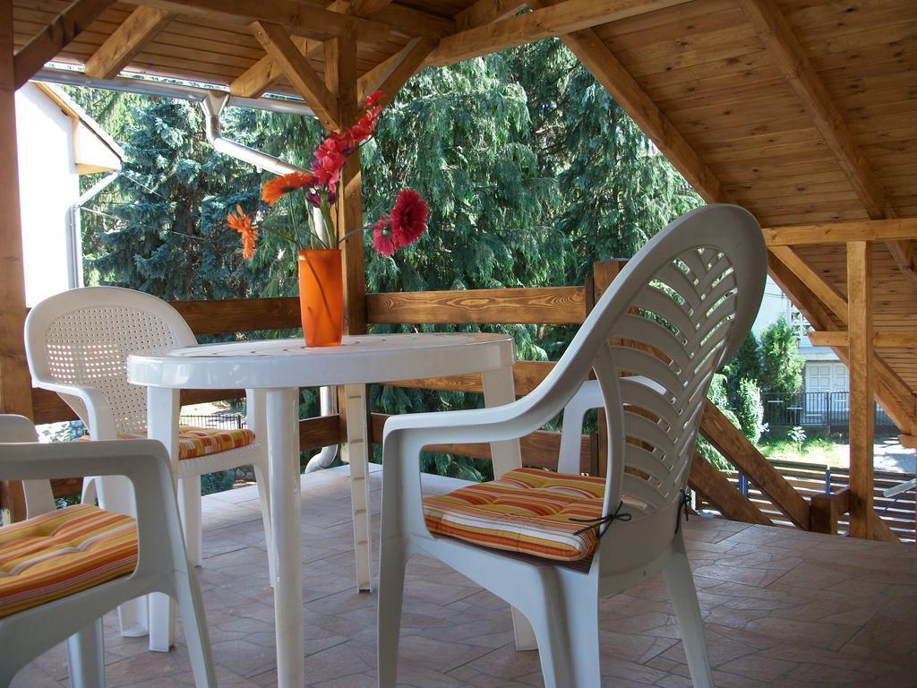 Eden Ii. Hotel Miskolc Ngoại thất bức ảnh