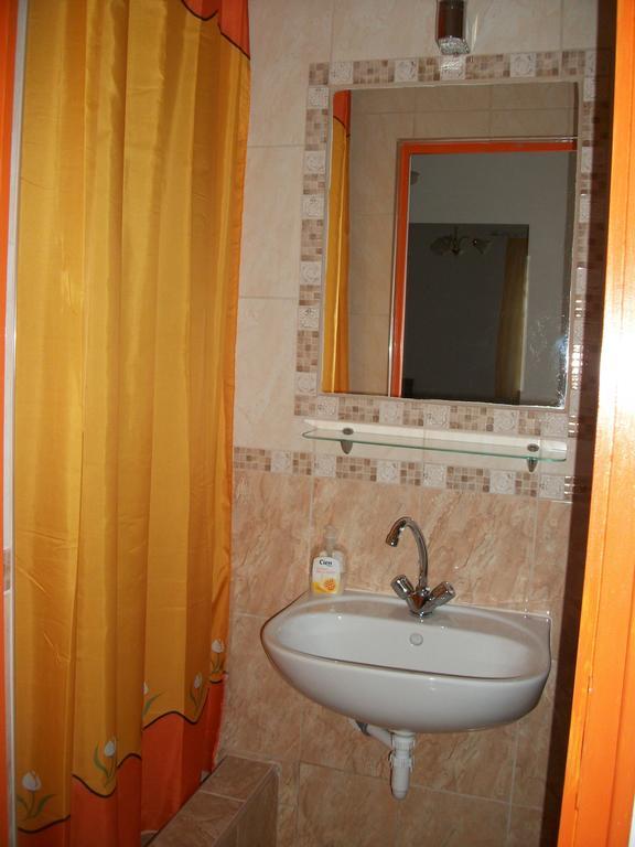 Eden Ii. Hotel Miskolc Ngoại thất bức ảnh