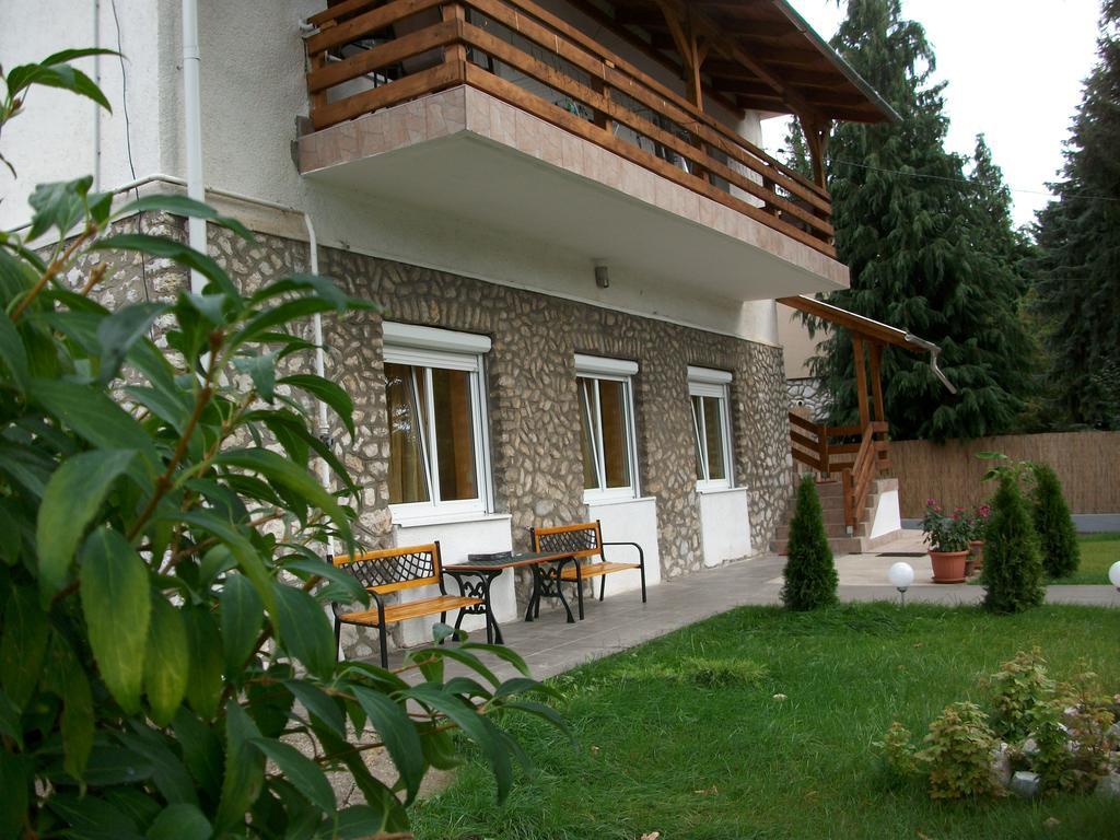 Eden Ii. Hotel Miskolc Ngoại thất bức ảnh